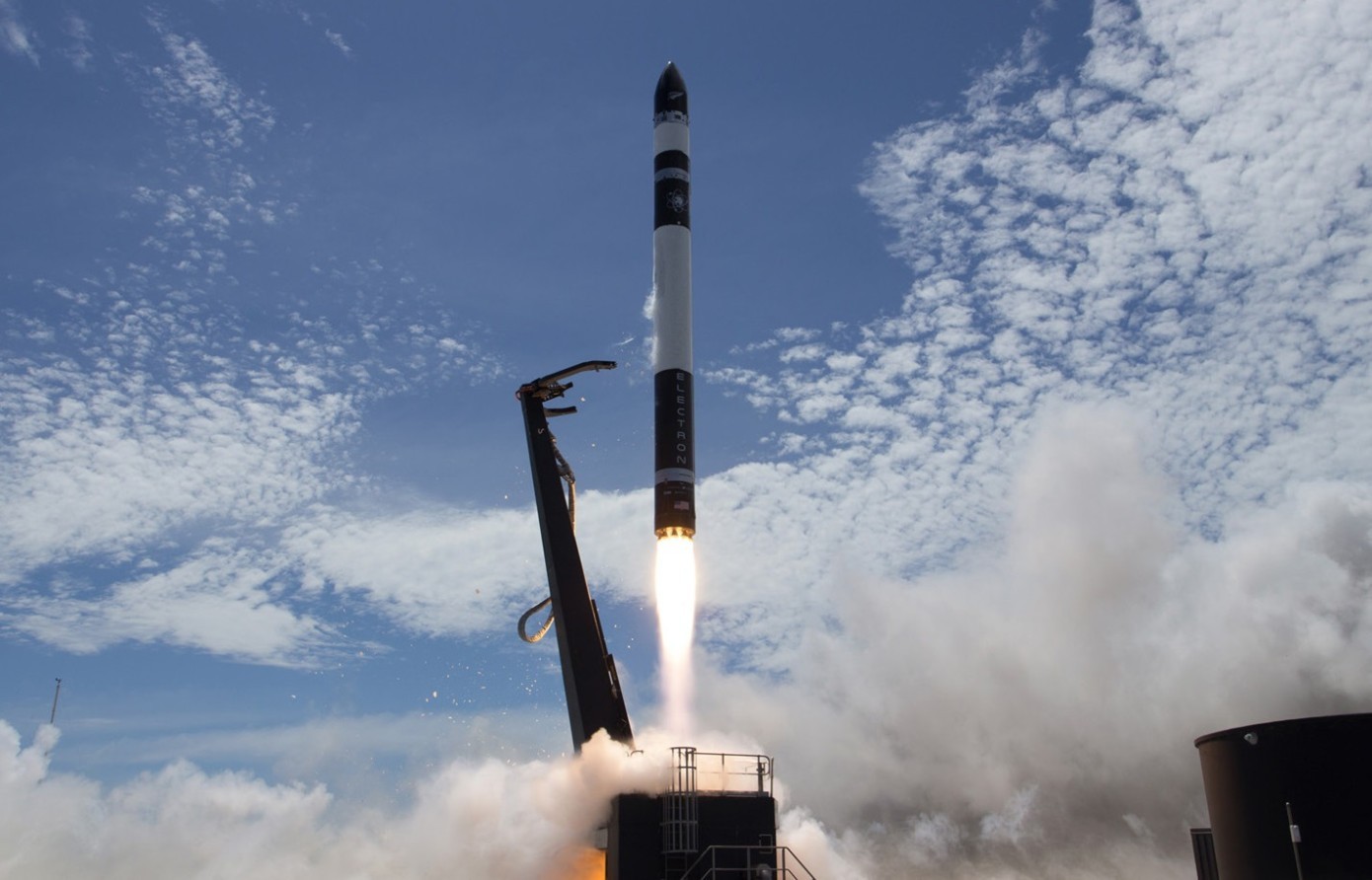Rocket Lab lëshon Electron...