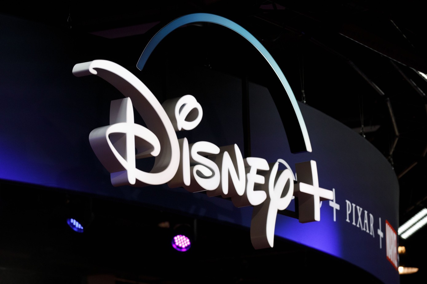 Disney + falas?