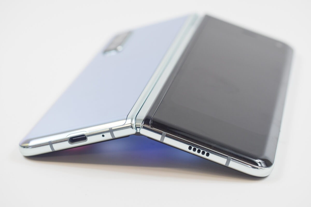 Samsung Galaxy Z Fold 2: super selfie por me kamerën kryesore?!