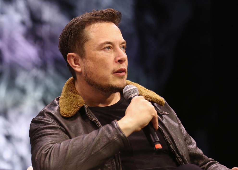 Elon Musk po dhuron $ 100 milion për të gjetur teknologjinë më të mirë të kapjes së karbonit