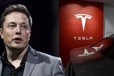 Musk shet rreth 4 miliardë dollarë aksione të Tesla-s