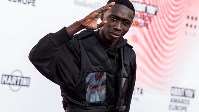 Khaby Lame rrëzon nga froni Charli D'Amelio si TiK - tOK creator më i ndjekur.