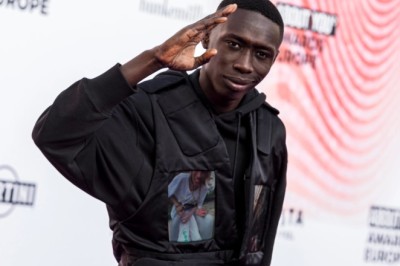 Khaby Lame rrëzon nga froni Charli D'Amelio si TiK - tOK creator më i ndjekur.