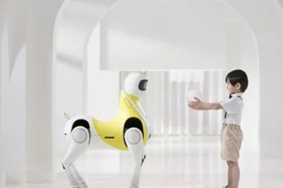 Njihu me robotin Pony!