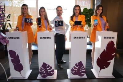 Seria më e re e telefonave të palosshëm Samsung Galaxy Z prezantohet në Tiranë