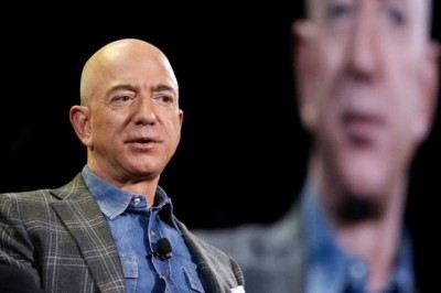 Pronari i Amazan, Jeff Bezos në telashe.  Merr akuza të rënda nga ish-shërbyesja e tij!