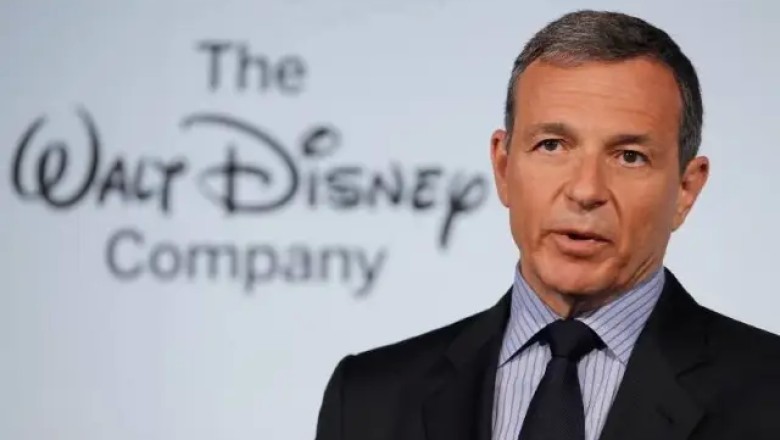 Bob Iger rikthehet si CEO i Disney, duke zëvendësuar Bob Chapek