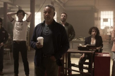 Seriali Kaleidoscope në Netflix  mund të shikohet në mënyrë jolineare