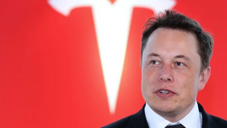 Elon Musk shet një pjesë tjetër të madhe të aksioneve të Tesla-s!