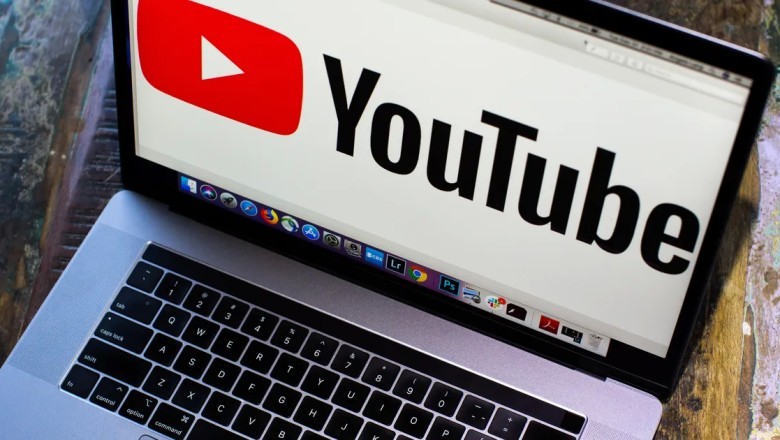 YouTube Music teston veçorinë e teksteve live