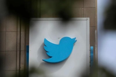 Twitter-i do të lehtësojë një rregullore që ndalonte reklamat politike