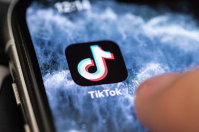 TikTok arrin 150 milionë përdorues amerikanë, pavarësisht thirrjeve për mbyllje