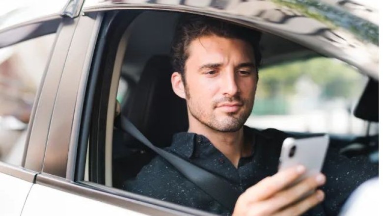 70 % e tyre kanë shitur diçka në internet. Ky është shteti i “fiksuar” pas shitjeve online!