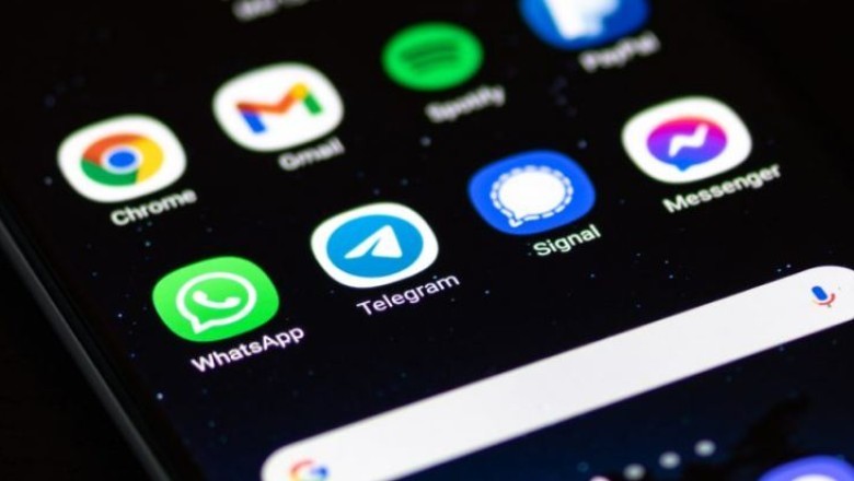 Qeveria franceze ndalon përdorimin e WhatsApp, Singal dhe Telegram! Afat deri me 8 dhjetor.