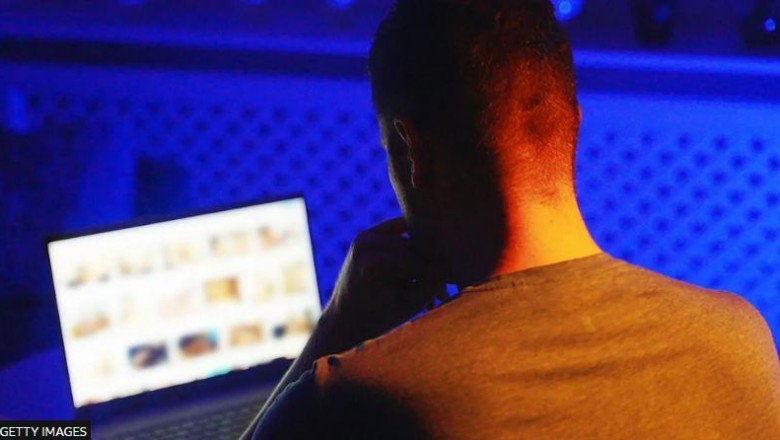Inteligjenca Artificiale dhe realiteti virtual po ndryshojnë mënyrën se si prodhohet dhe konsumohet pornografia