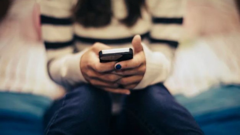 Facebook dhe Instagram do të bllokojnë DM-të për adoleshentët nëse nuk janë “friends”