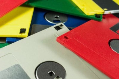 Qeveria japoneze nuk lejon më shitjen e disqeve dhe CD-ROM