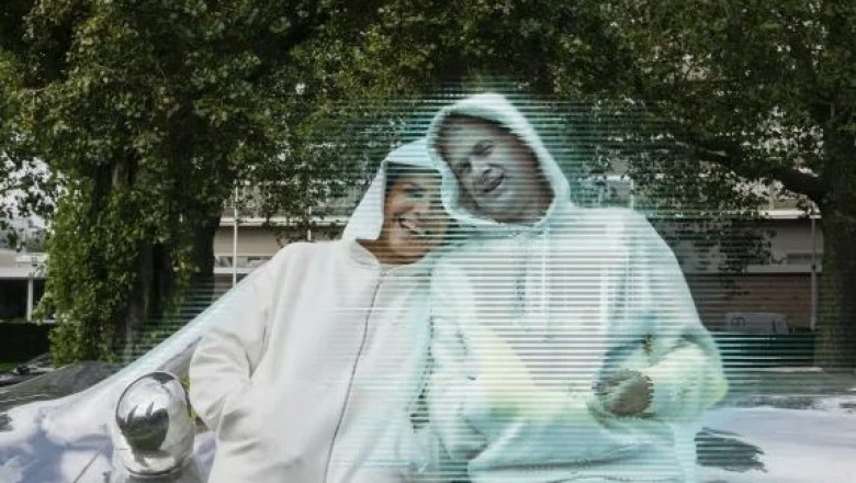Alicia Framis do martohet me të dashurin e hologramit të Inteligjencës Artificiale