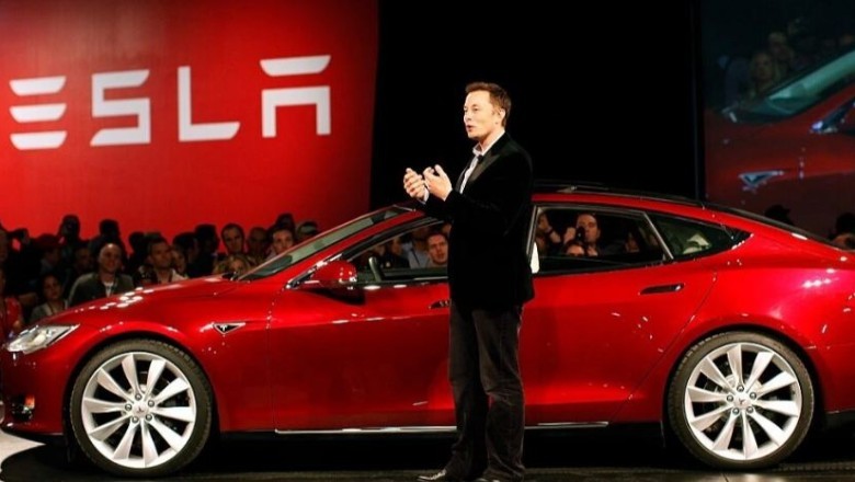 Tesla e Elon Musk pushon 14,000 punonjës: Do ndihmojë kompaninë të kursejë kostot…