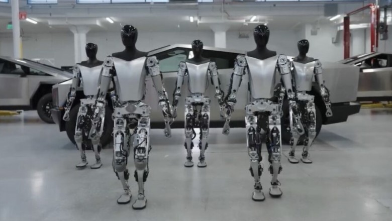 Zyrtare/ Roboti Optimus në treg brenda vitit 2025!